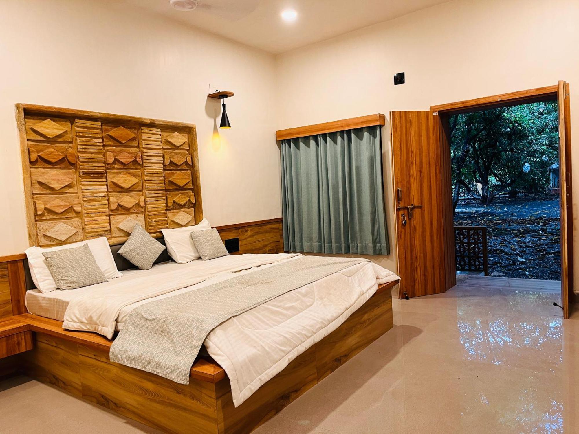 Brook Ville Sasan Gir Luaran gambar